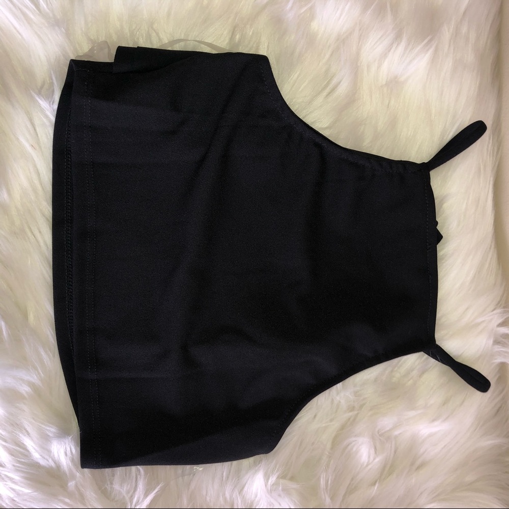 Blueblush black Ruffled crop top - Picture 4 of 4